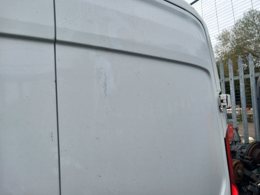 2023 Maxus Deliver 9 Rear Right Door White Warranty A425 - Image 2