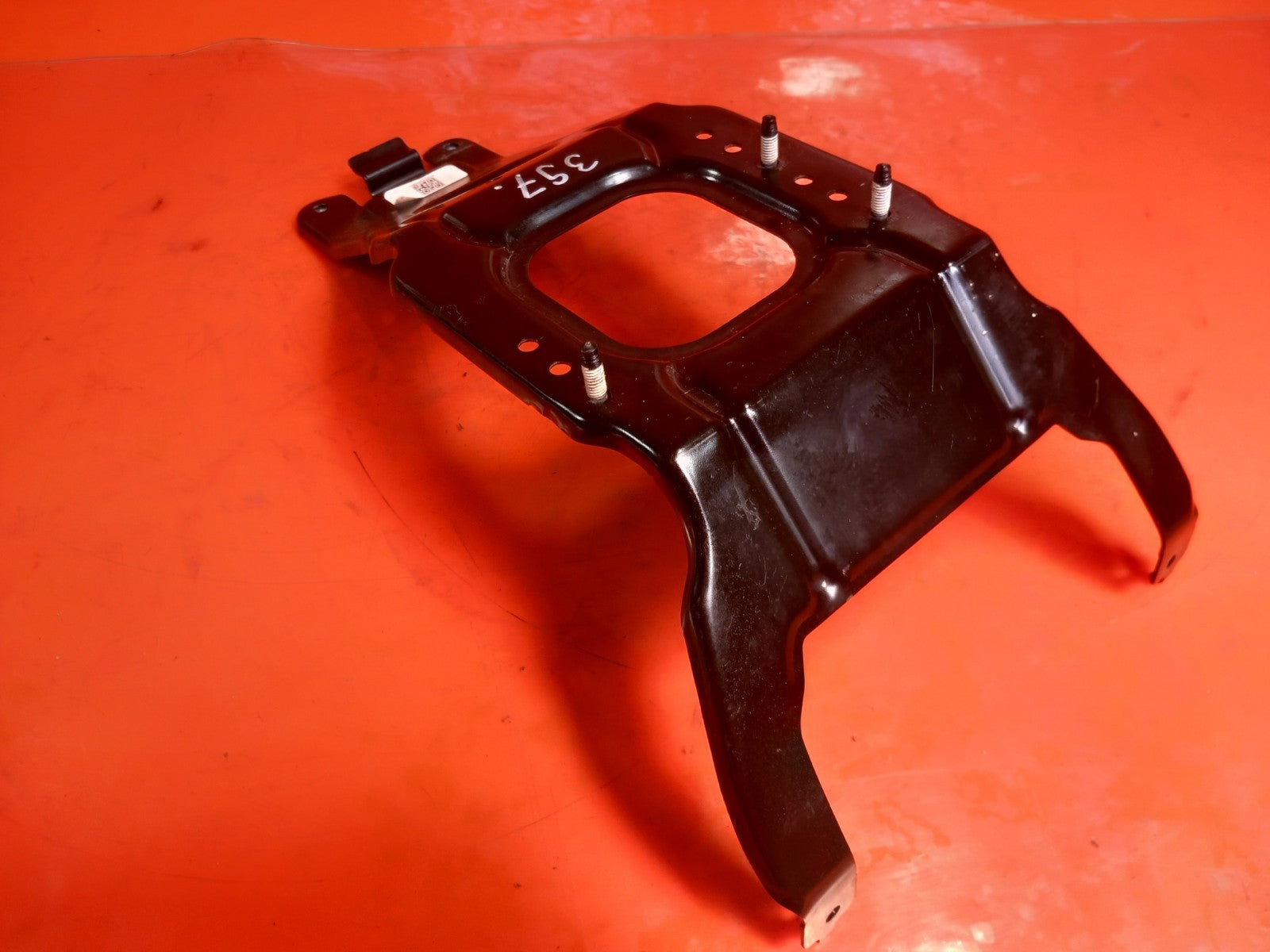 Mercedes Gle 450D AMG 3.0 Diesel 2025 Front Distance Radar Sensor Bracket A397 - Image 6