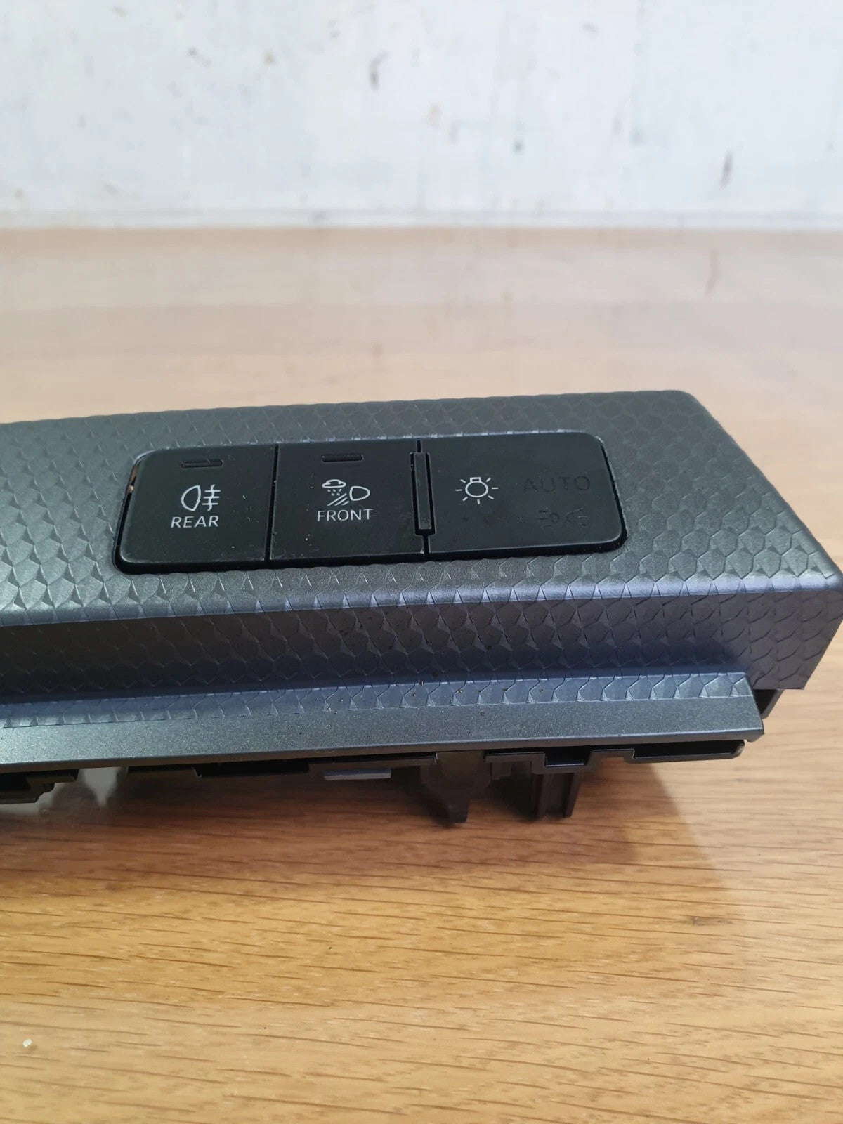✅Audi A1 Sport 1.0 Petrol 2020 Fog Light Switch Surround Trim 82C853189 Warranty - Image 8