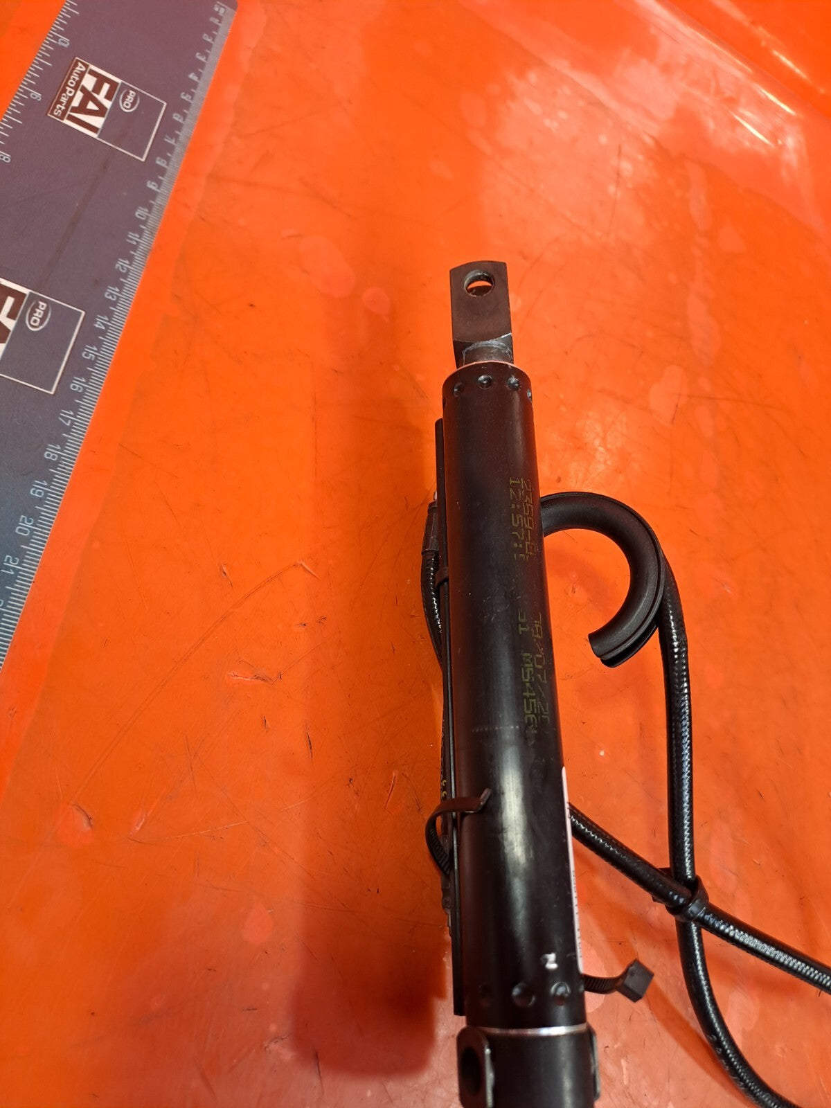 ✅AUDI A5 S LINE CABRIO 2.0 PETROL 2009 LEFT NEARSIDE ROOF HYDRAULIC CYLINDER - Image 2
