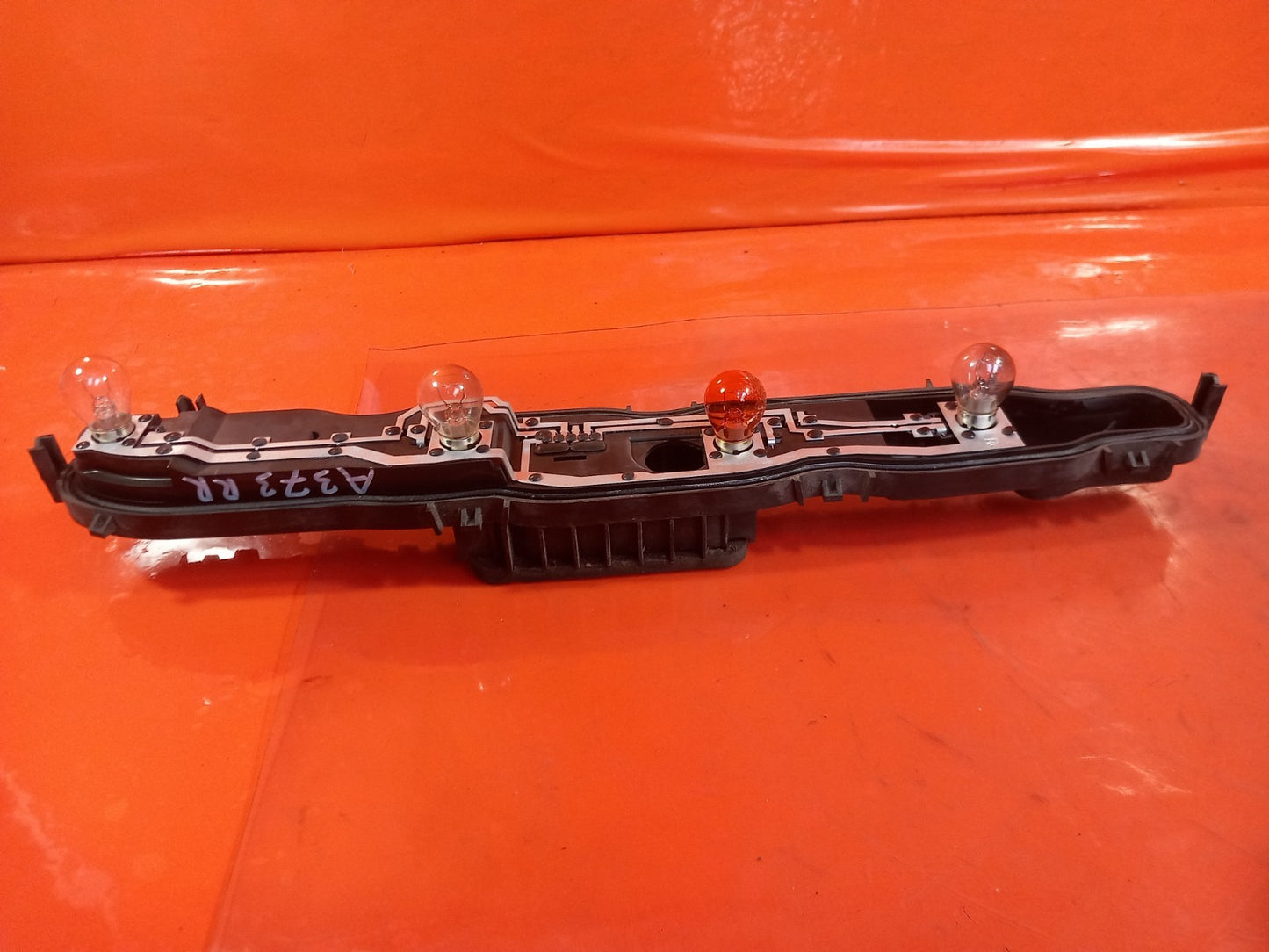 Ford Transit Custom 2.2 Diesel 2016 Rear Right Tail Light Bulb Holder Warranty - Image 3