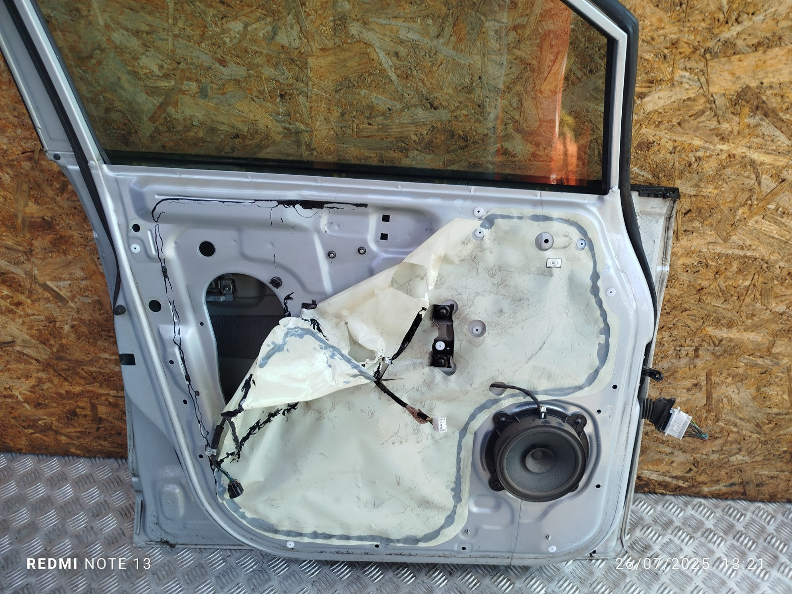 ✅2017 SSANGYONG RODIUS TURISMO FRONT LEFT DOOR SILVER + WARRANTY A286 - Image 12