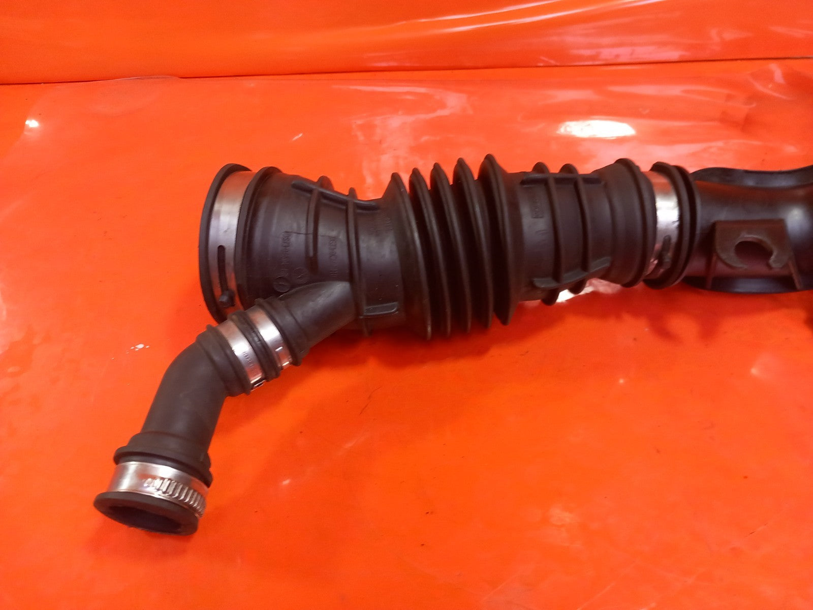 2019 Ford Galaxy MK3 Zetec Air Intake Pipe DS73-9F805-HD Warranty A345 - Image 3