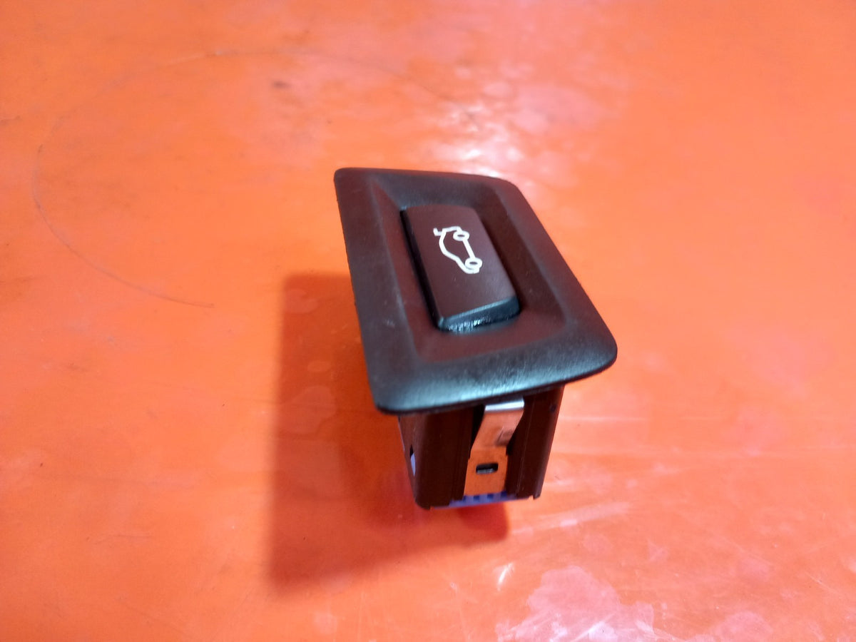 2018 BMW 2 Series F56 F46 F45 Tailgate Open Switch 9275119 Warranty A036 - Image 4