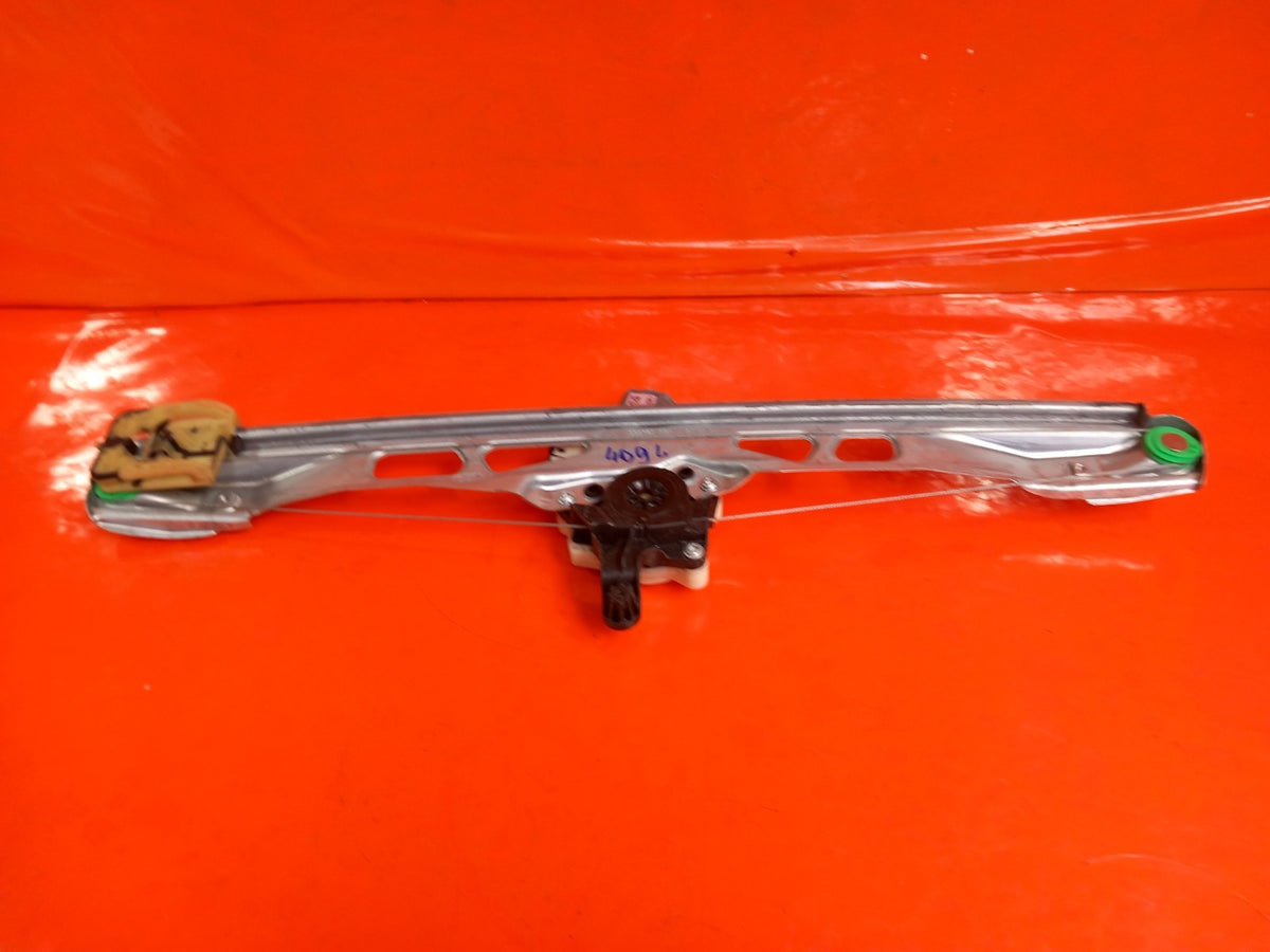 ebay-src:https://i.ebayimg.com/00/s/mtiwmfgxnjaw/z/8zsaaeswnrpqvfge/$_57.jpg