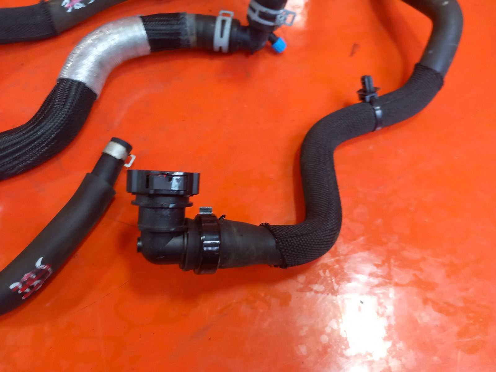 ebay-src:https://i.ebayimg.com/00/s/mtiwmfgxnjaw/z/i6saaeswdcfqvwqz/$_57.jpg