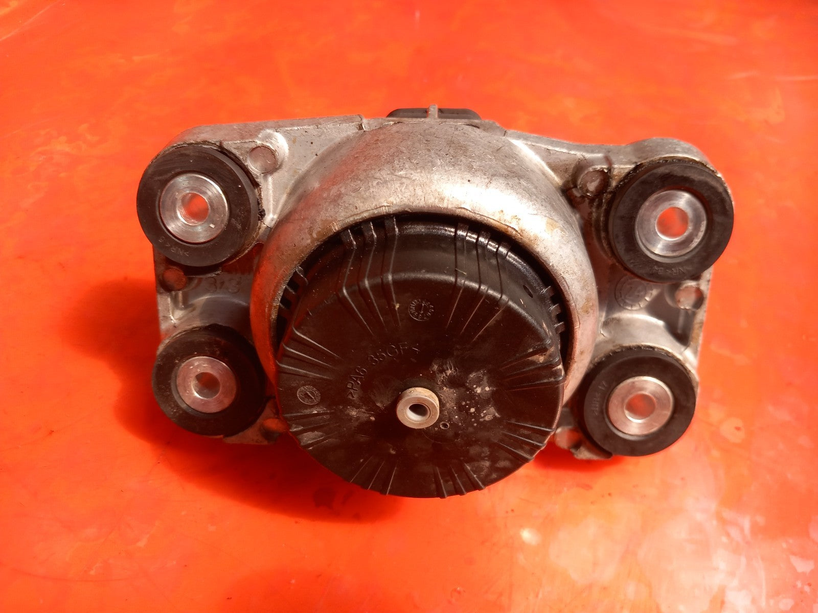 ebay-src:https://i.ebayimg.com/00/s/mtiwmfgxnjaw/z/b2oaaeswefnqp3eq/$_57.jpg