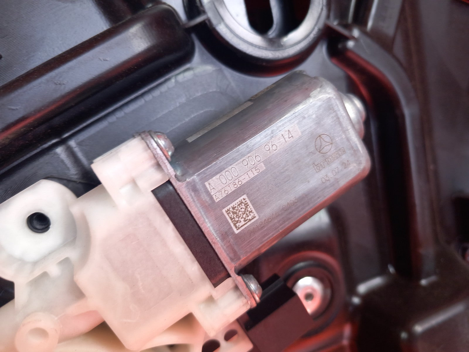 Mercedes Gle 450D AMG 3.0 Diesel 2025 Front Left Door Window Regulator A397 - Image 8