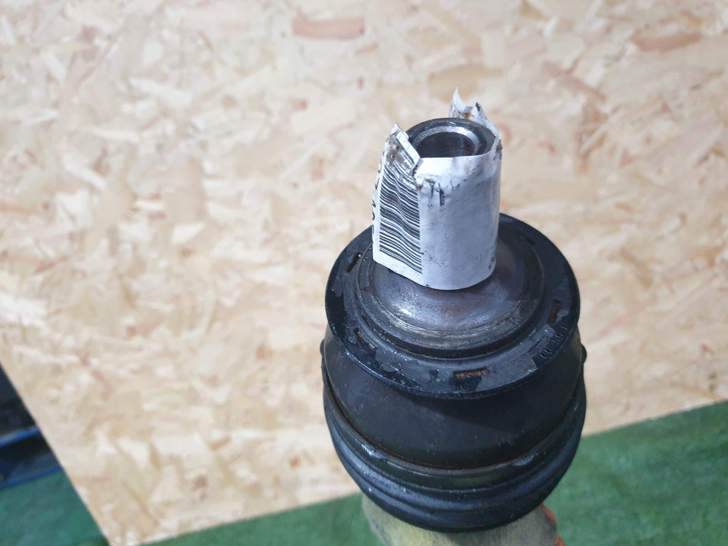 ✅2013 MERCEDES A CLASS W176 1.5D FRONT RIGHT MANUAL DRIVESHAFT A2463303000 A107 - Image 4