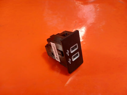 ebay-src:https://i.ebayimg.com/00/s/mtiwmfgxnjaw/z/i9maaeswpolqmwcm/$_57.jpg