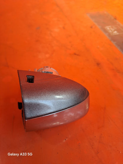 ✅MERCEDES A180D SPORT W177 1.5 DIESEL 2018 FRONT RIGHT EXTERIOR DOOR LOCK A297 - Image 2