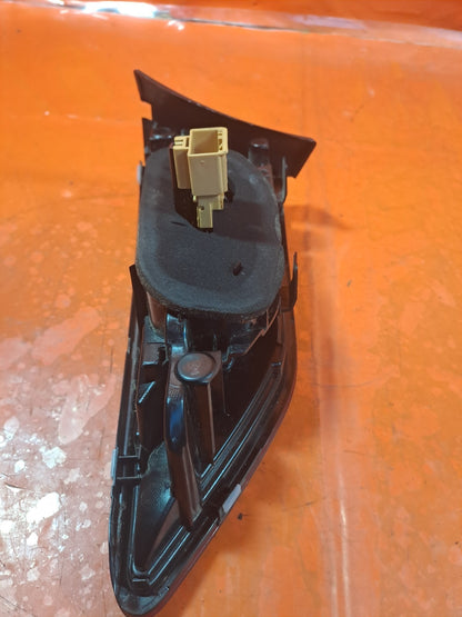 ebay-src:https://i.ebayimg.com/00/s/mtywmfgxmjaw/z/vjiaaeswmzzpomm1/$_57.jpg