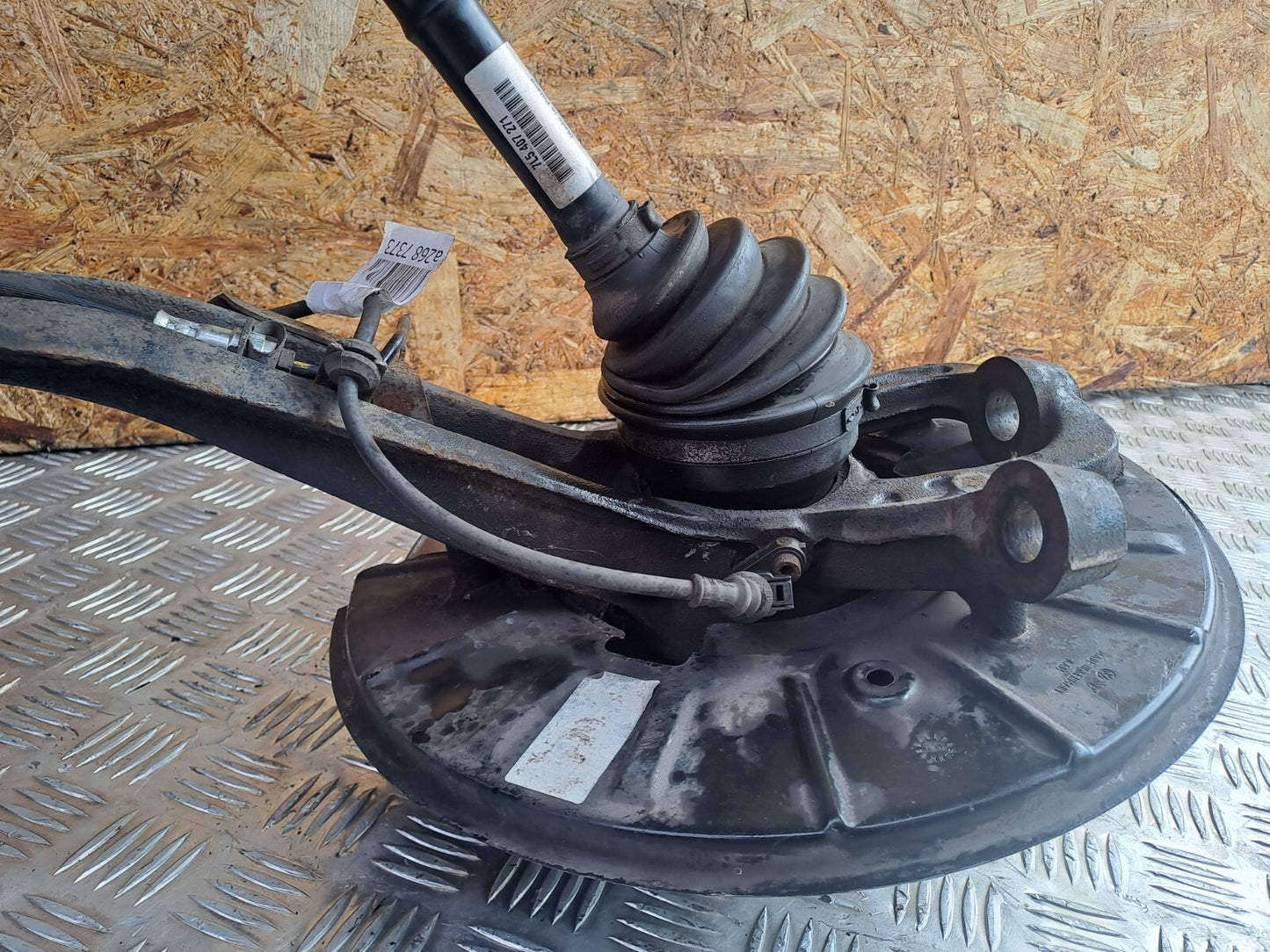 ✅Porsche Cayenne V6 2010 3.6 Petrol FRONT LEFT SUSPENSION LEG HUB 7L0407257A - Image 9