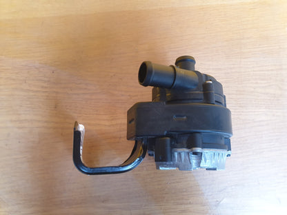 ebay-src:https://i.ebayimg.com/00/s/mtiwmfgxnjaw/z/kl4aaoswoo1myfct/$_57.jpg