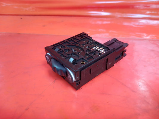 2021 Mercedes W415 Citan Headlight Adjuster Switch Light Control Unit 8200379685 - Image 2