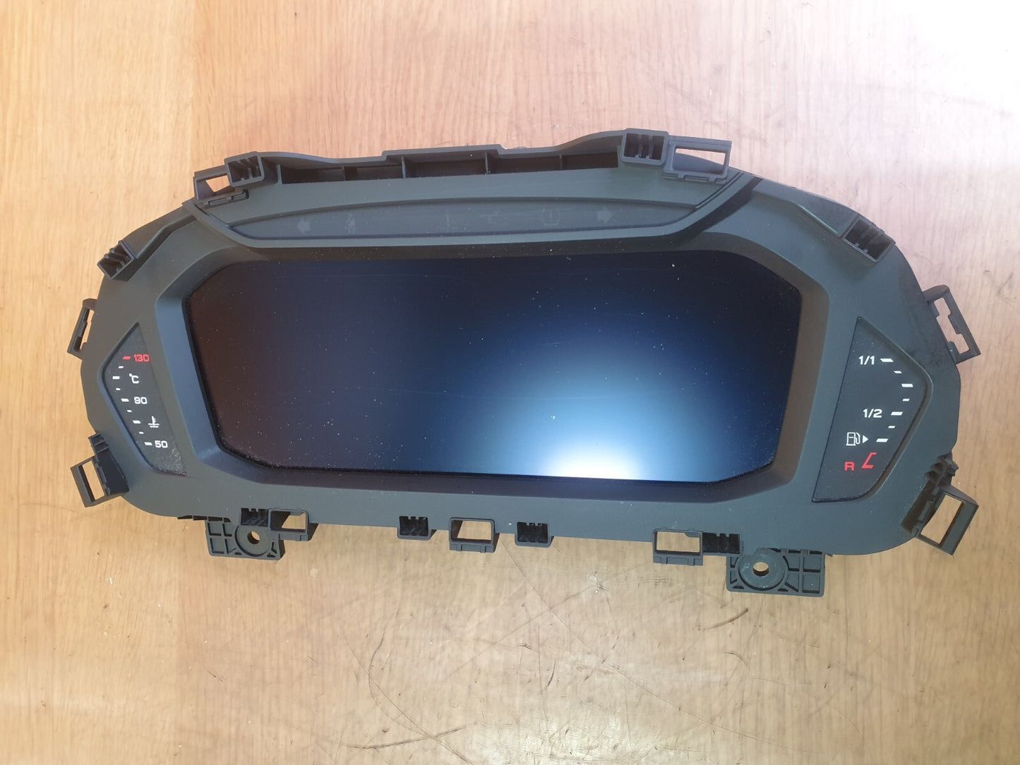 ebay-src:https://i.ebayimg.com/00/s/mtiwmfgxnjaw/z/b6qaaoswmexmkq5h/$_57.jpg
