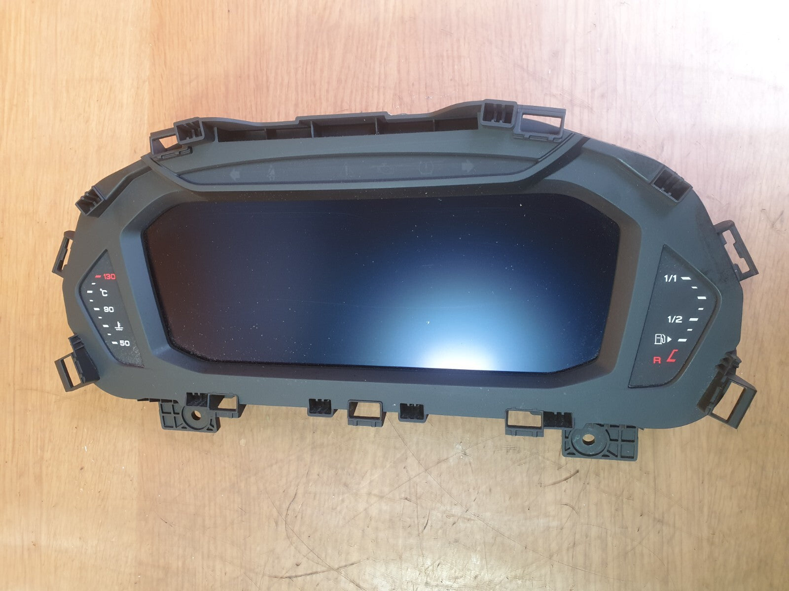 ebay-src:https://i.ebayimg.com/00/s/mtiwmfgxnjaw/z/b6qaaoswmexmkq5h/$_57.jpg