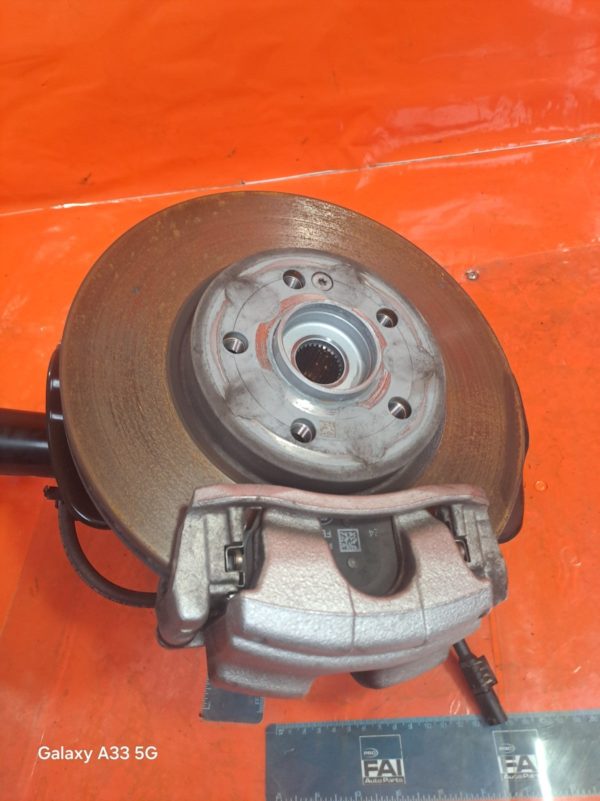 ✅MERCEDES A180 SPORT 1.3 PETROL 2025 FRONT LEFT SUSPENSION LEG HUB A1773208900 - Image 9
