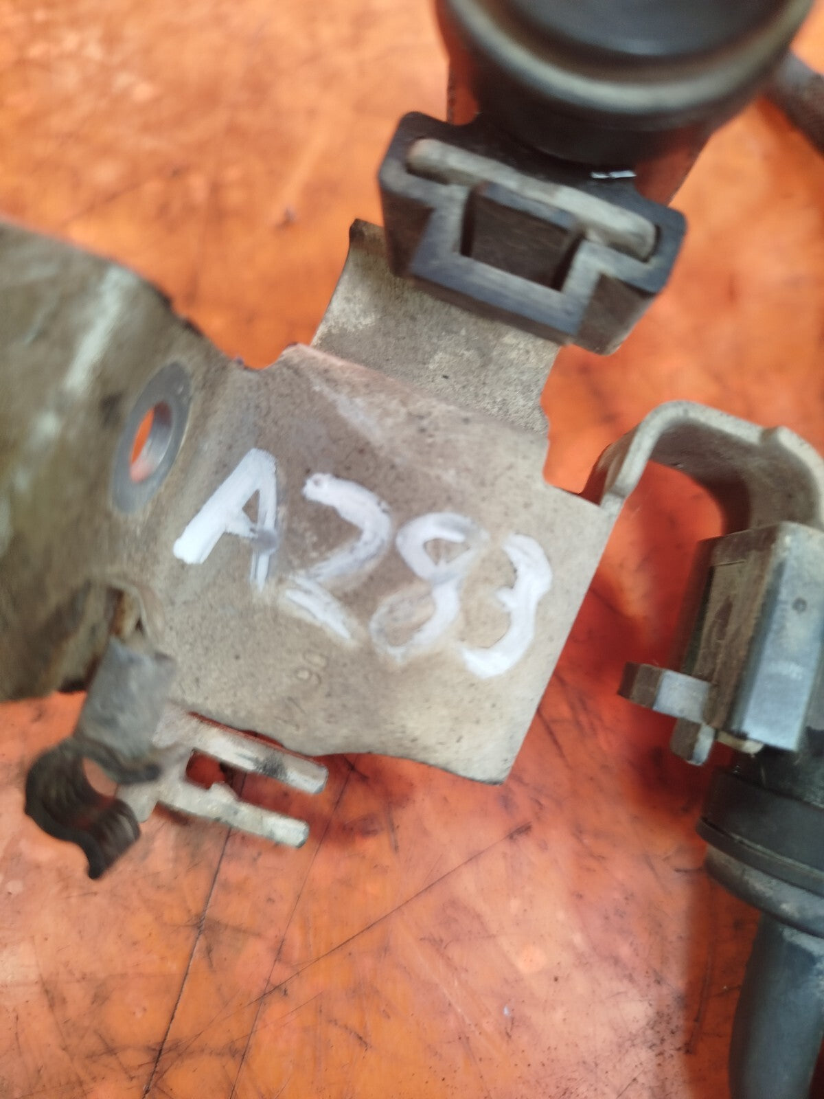 ebay-src:https://i.ebayimg.com/00/s/mtywmfgxmjaw/z/syyaaoswt~roqaz2/$_57.jpg