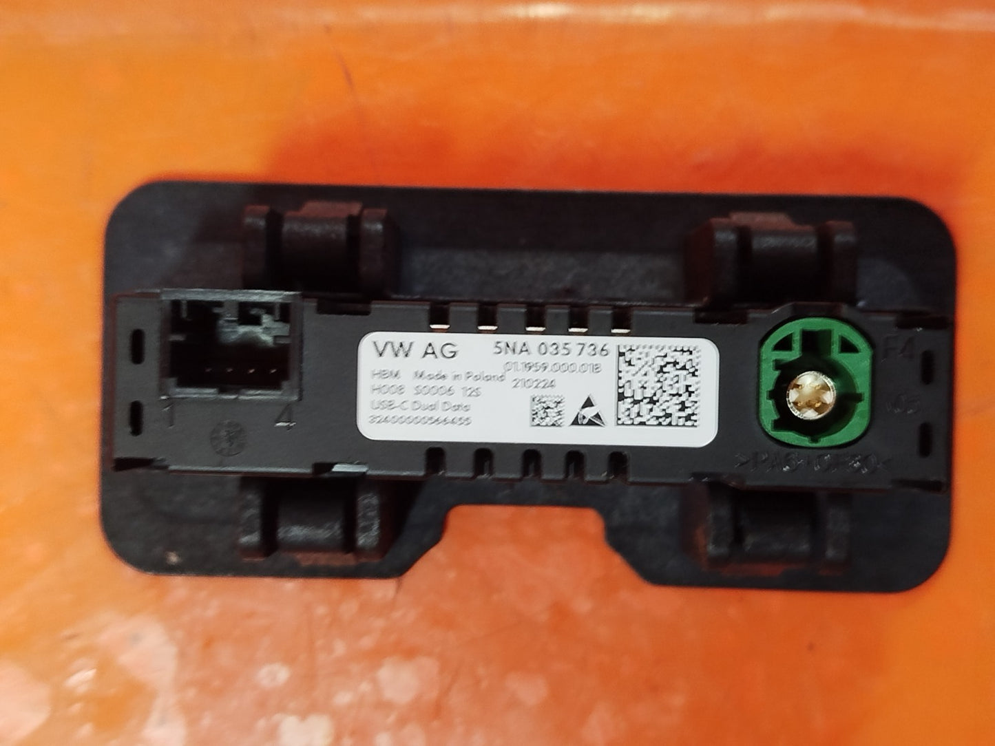 ✅FORD GRAND TOURNEO CONNECT 1.5 DIESEL 2024 USB PORT 5NA035736 Warranty A341 - Image 6