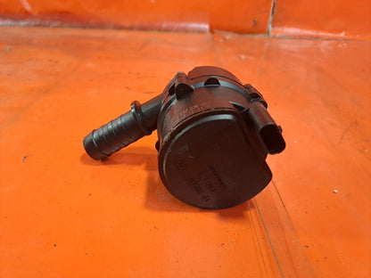 ✅2019 Ford Focus MK4 ST-Line Auxiliary Water Pump JX61-18D473-PA + Warranty A354 - Image 2