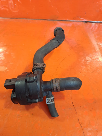 ✅MERCEDES E250 W212 2.1 DIESEL 2011 AUXILIARY WATER PUMP A2128350164 A2118350028 - Image 2