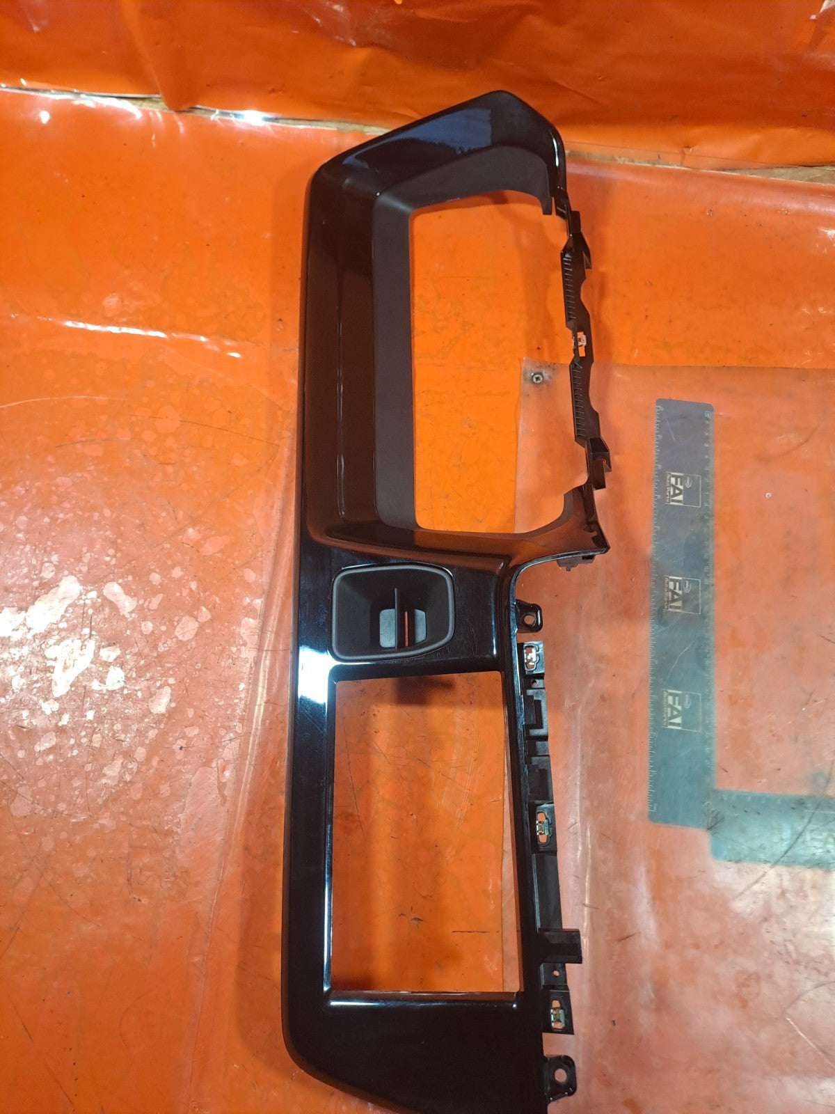 ✅FORD TRANSIT COURIER 1.5 DIESEL 2024 DASHBOARD TRIM R2X618835 Warranty A356 - Image 9