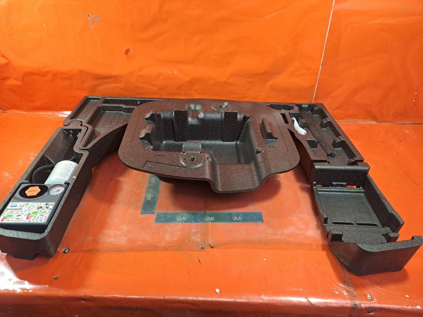 ✅FORD KUGA ST-LINE 2.5 PETROL 2025 TOOL KIT Warranty A326 - Image 4