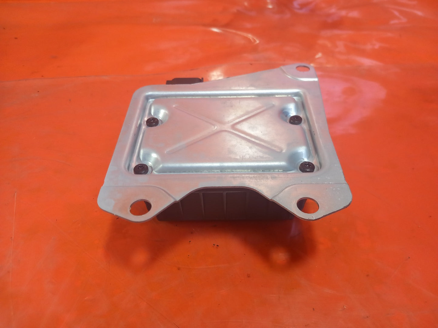 Land Rover Defender L663 3.0 Diesel 2025 ArBag Control Module R8E214D374AB A396 - Image 10