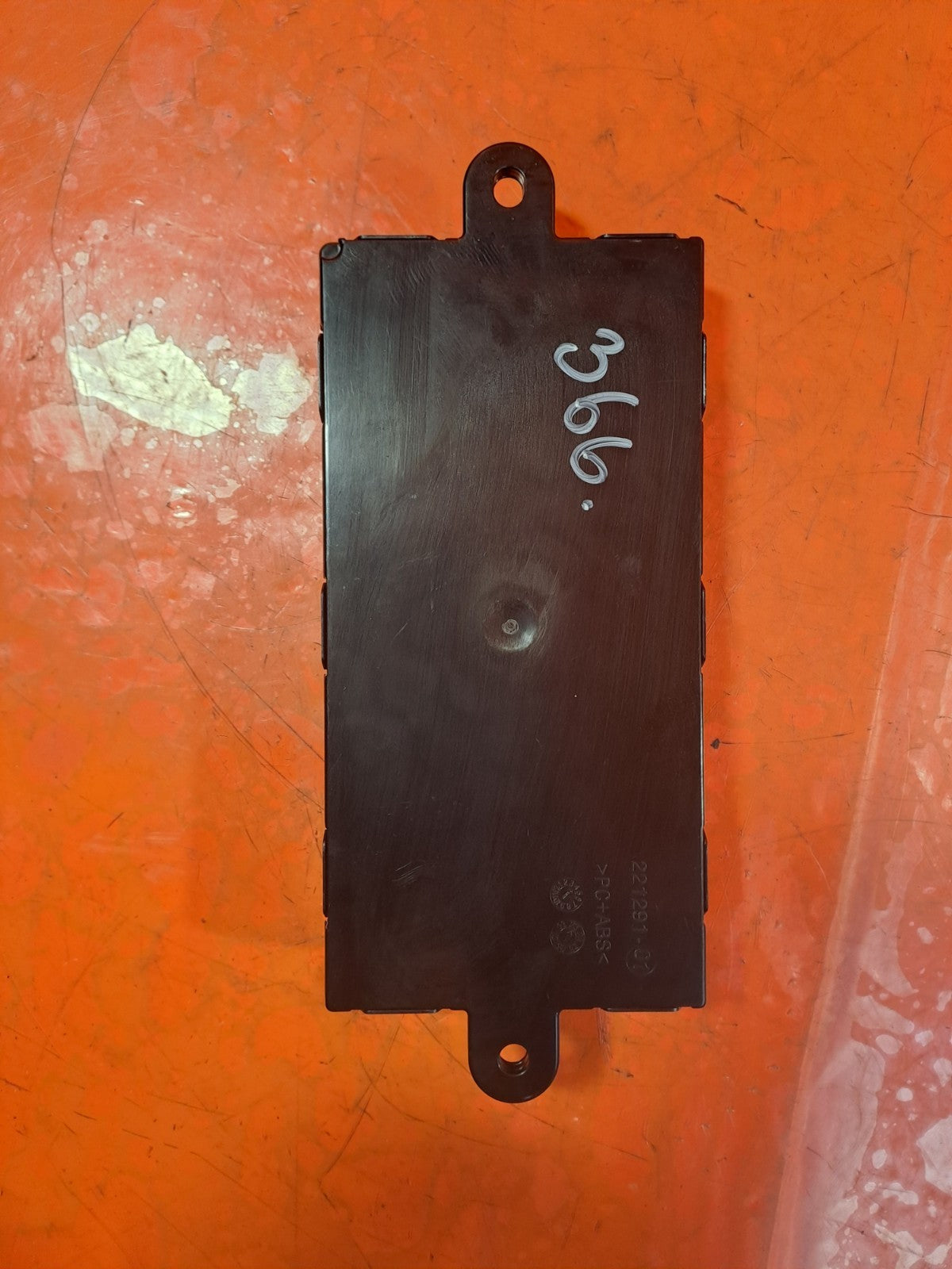 ebay-src:https://i.ebayimg.com/00/s/mtywmfgxmjaw/z/tf0aaeswinrps-r1/$_57.jpg