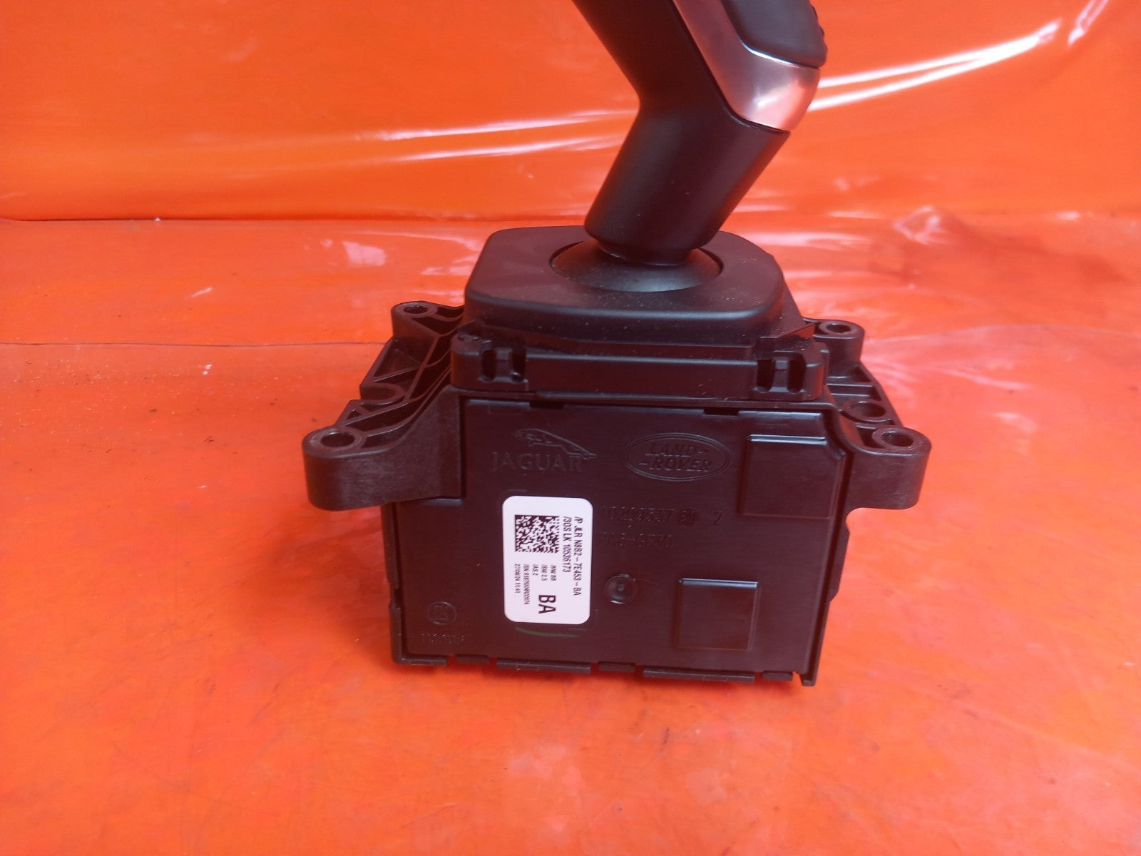 Land Rover Defender L663 3.0 Diesel 2025 Auto Gear Lever Selector N8B27E453BA - Image 8