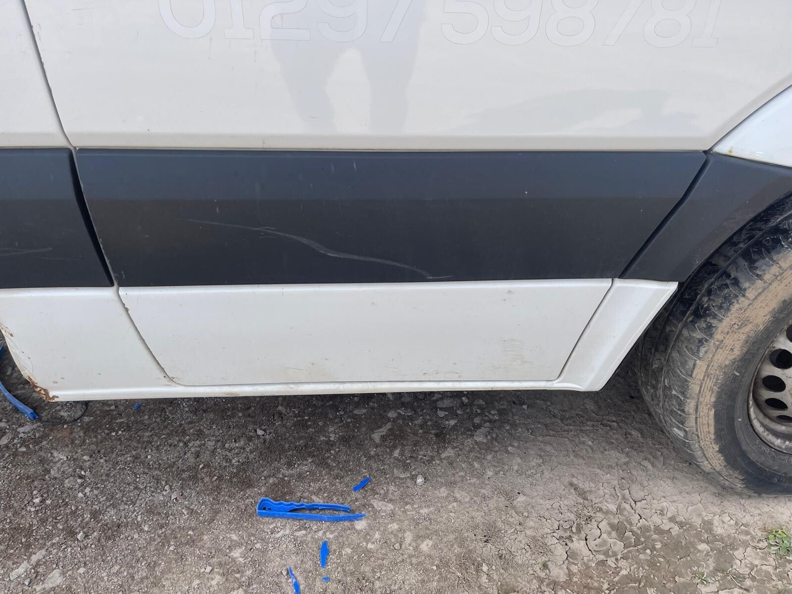 ✅VW CRAFTER CR35 2.0 DIESEL 2015 FRONT RIGHT DOOR BARE WHITE Warranty A275 - Image 5