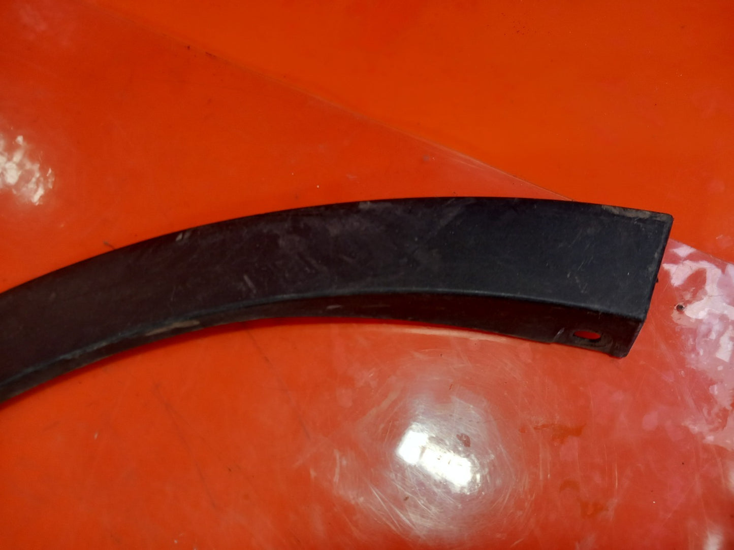 Ssangyong Tivoli Ex 2016 Wheel Arch Moulding Rear Right 79540-35000 A279 - Image 2