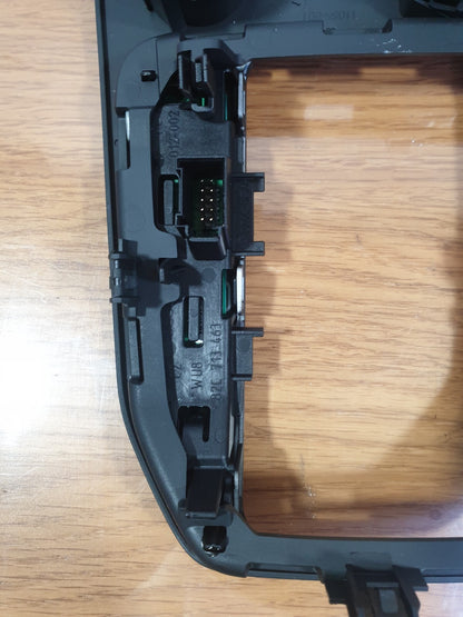 ebay-src:https://i.ebayimg.com/00/s/mtywmfgxmjaw/z/w2oaaoswnffmu0~a/$_57.jpg