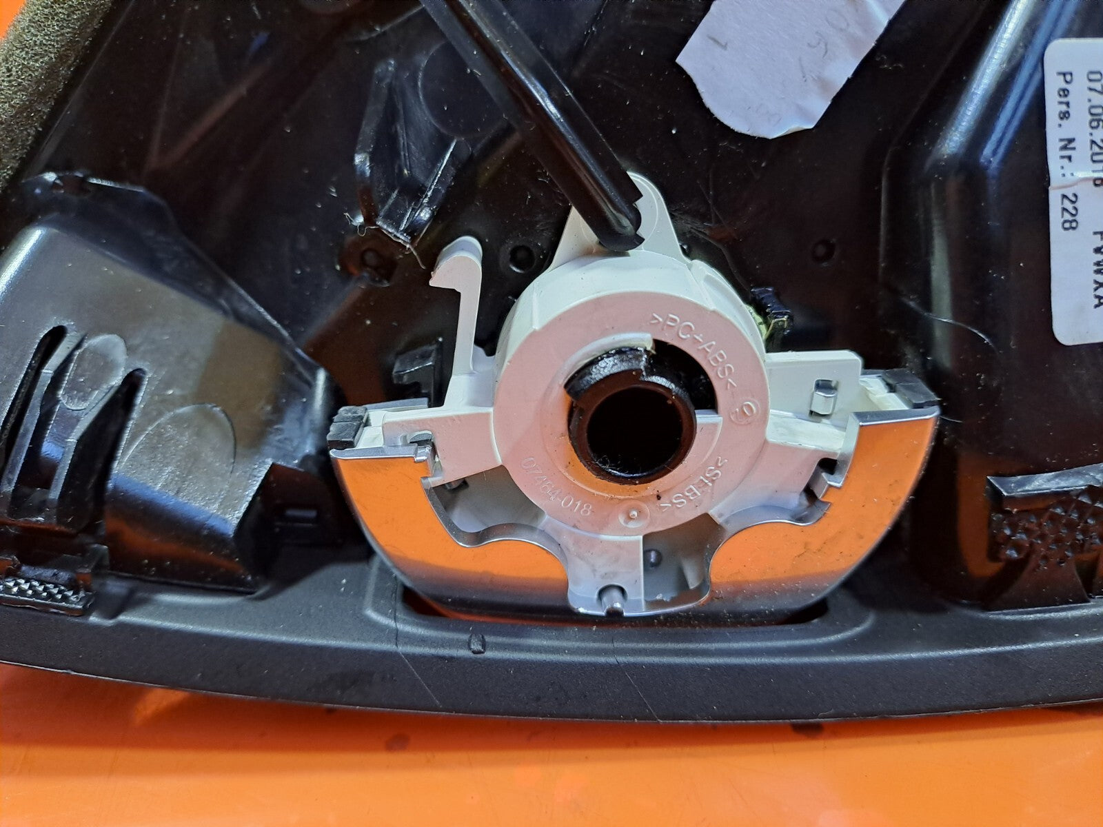 ebay-src:https://i.ebayimg.com/00/s/mtiwmfgxnjaw/z/bc4aaoswcyjnknaf/$_57.jpg