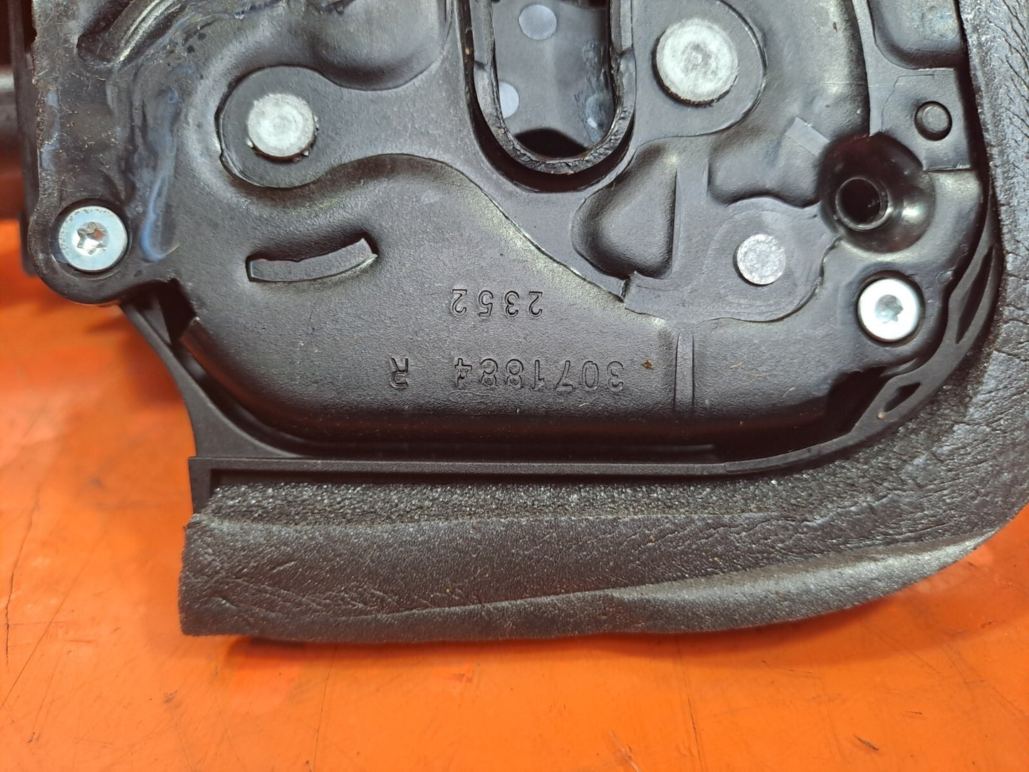 2024 TESLA MODEL 3 LONG REAR RIGHT DOOR LOCK LATCH 1738947-01-D + WARRANTY A207 - Image 9