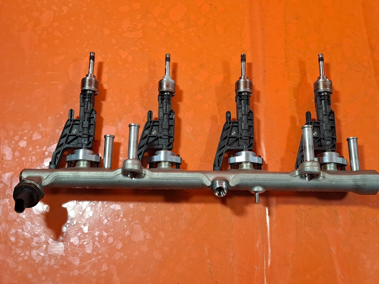 ebay-src:https://i.ebayimg.com/00/s/mtiwmfgxnjaw/z/ocwaaeswjr1pak2u/$_57.jpg