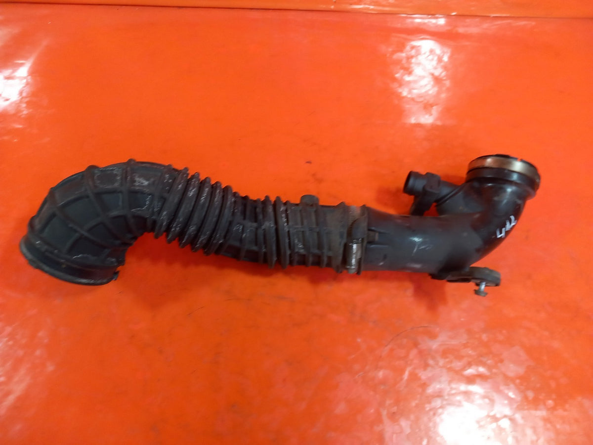 VW Transporter T6.1 T30 2.0 Diesel 2019-2023 Air Intake Pipe 7E0129615 A412 - Image 7