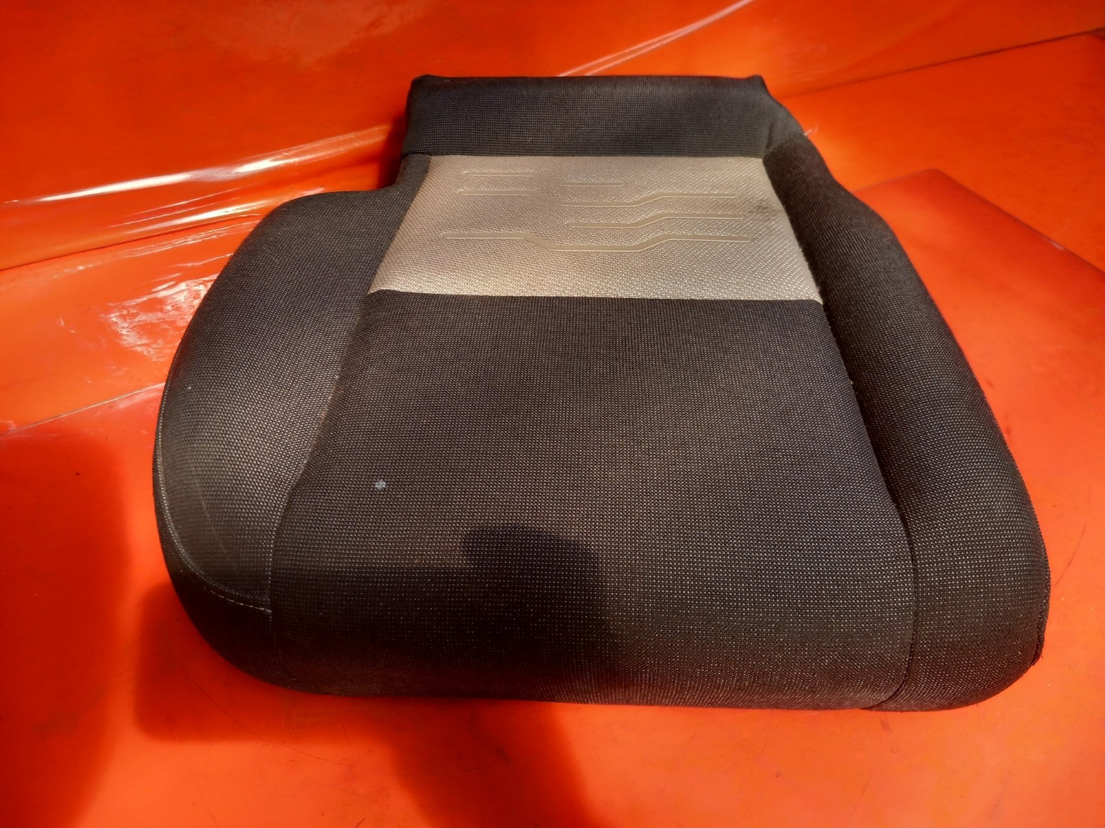 Ford Transit Custom 2.2 Diesel 2016 Front Middle Seat Base Cloth Warranty A373 - Image 3