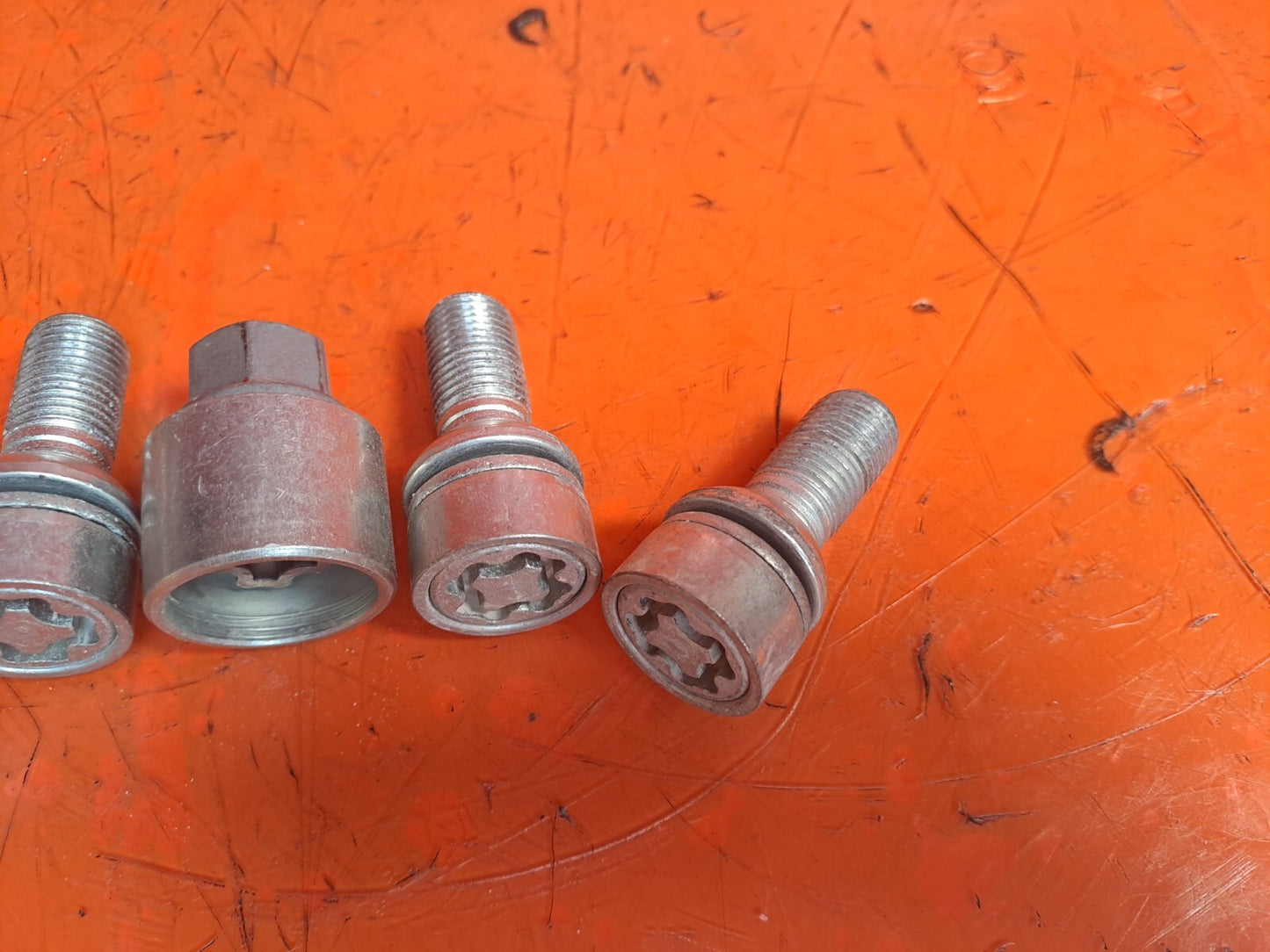 ✅Cupra Born V2 Ev 2023 WHEEL BOLTS NUTS Warranty A209 - Image 4