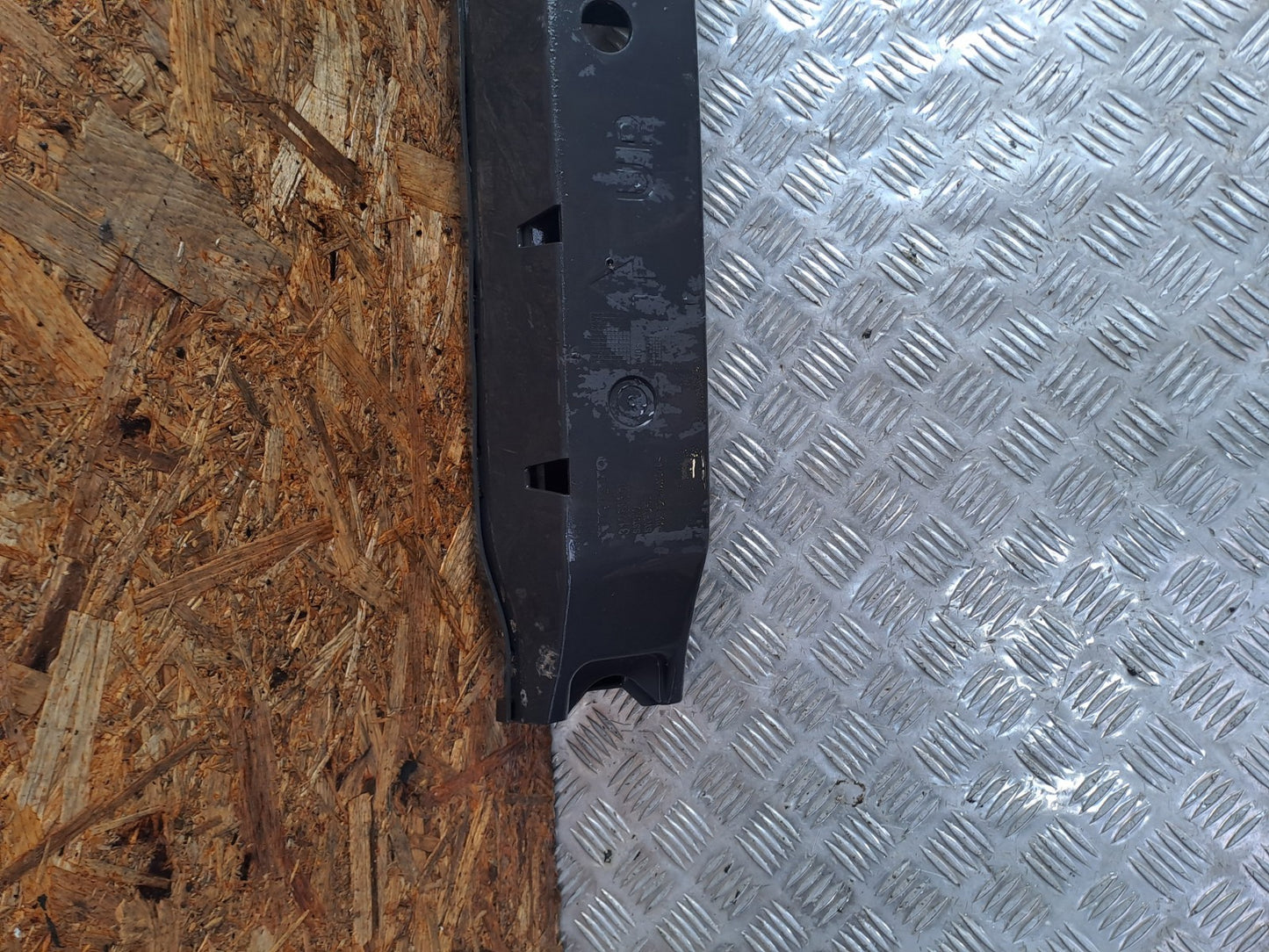 ✅2012 VOLVO XC60 MK1 FRONT BUMPER BRACKET 31283358 + WARRANTY A289 - Image 2