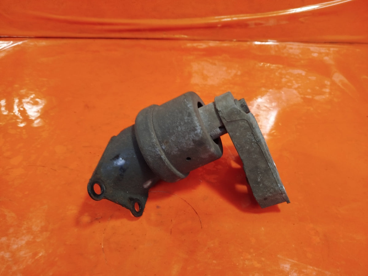 2021 VW Transporter T30 Right Engine Mount 7E0199256J Warranty A412 - Image 2