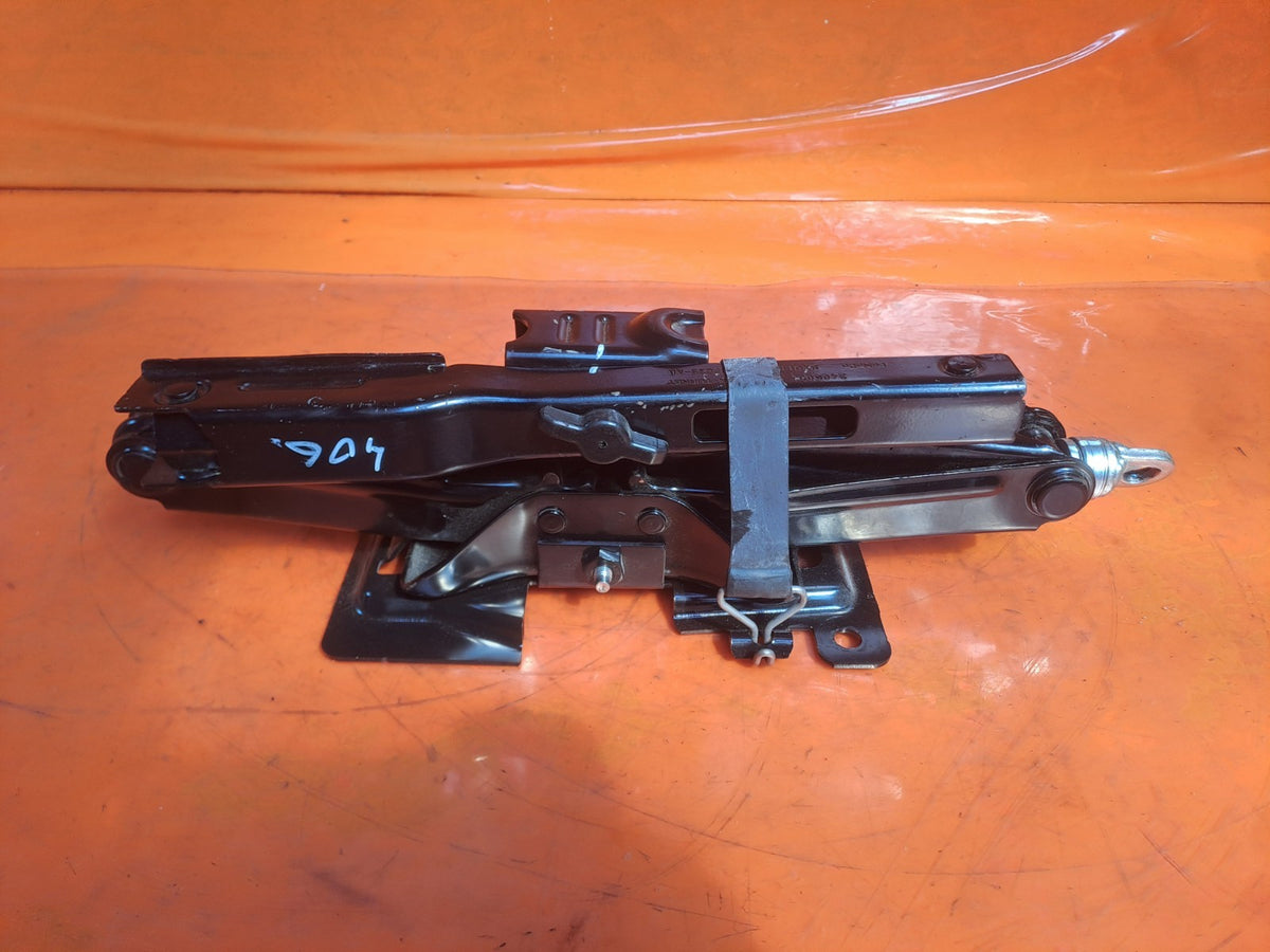ebay-src:https://i.ebayimg.com/00/s/mtiwmfgxnjaw/z/veoaaeswblhqhv7g/$_57.jpg