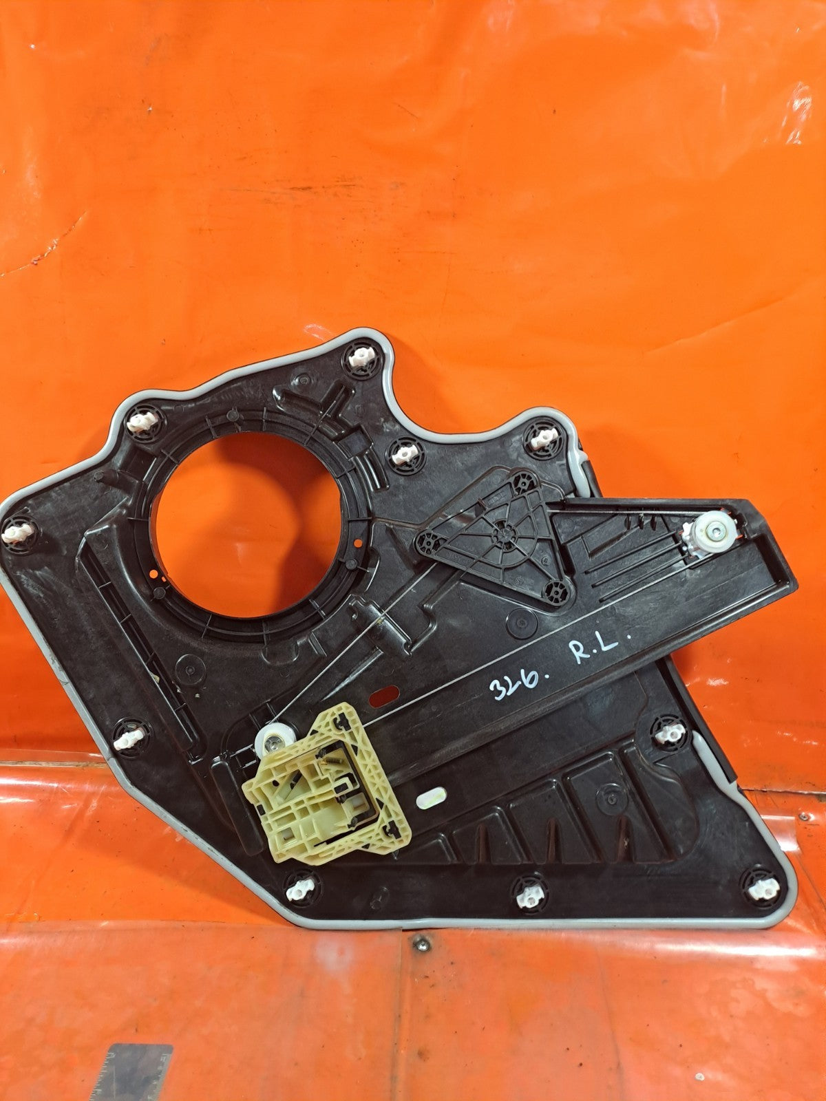 ✅FORD KUGA ST-LINE 2.5 PETROL 2025 REAR LEFT DOOR WINDOW REGULATOR 0130822091 - Image 4