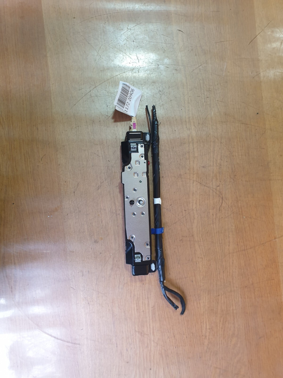 ✅2022 TESLA MODEL Y ANTENNA AMPLIFIER 1585601-00-E + WARRANTY A172 - Image 9