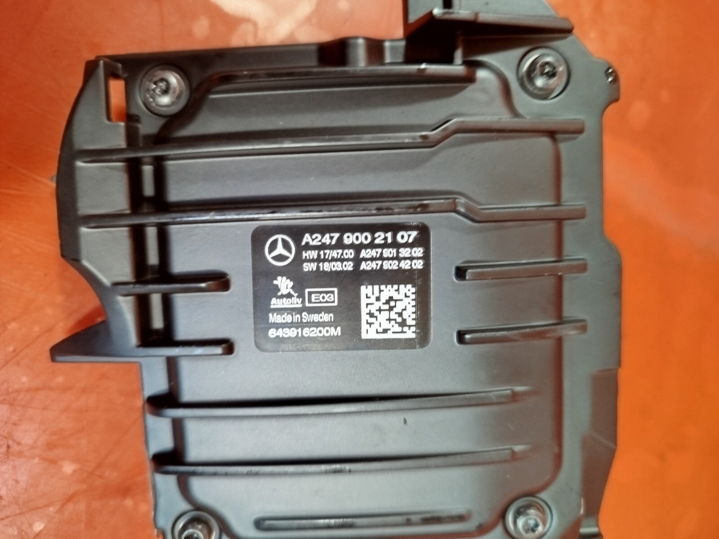 ebay-src:https://i.ebayimg.com/00/s/mtiwmfgxnjaw/z/b-aaaoswlmznojuz/$_57.jpg