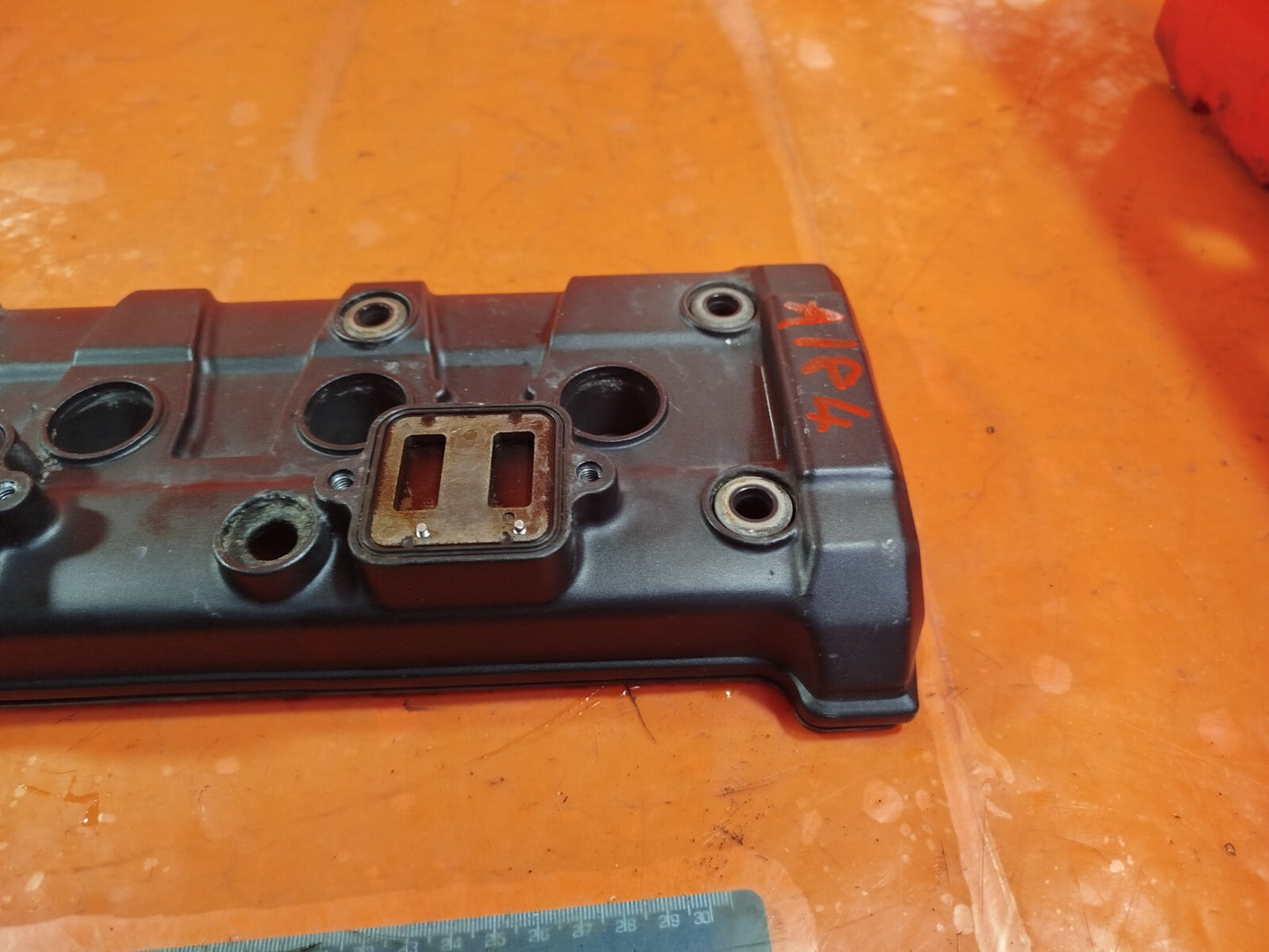 ✅2013 YAMAHA XJ6 F DIVERSION PETROL CYLINDER HEAD ENGINE PART ROCKER COVER A184 - Image 10