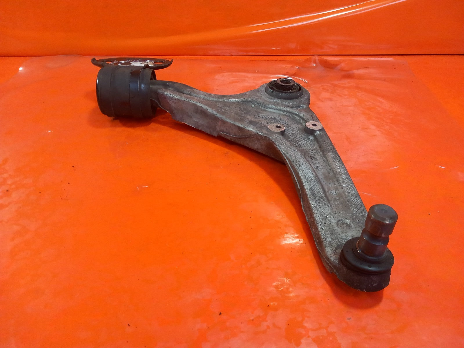 Ford Galaxy Zetec 2.0 Diesel 2019 Front Right Lower Control Arm 060646 Warranty  - Image 4