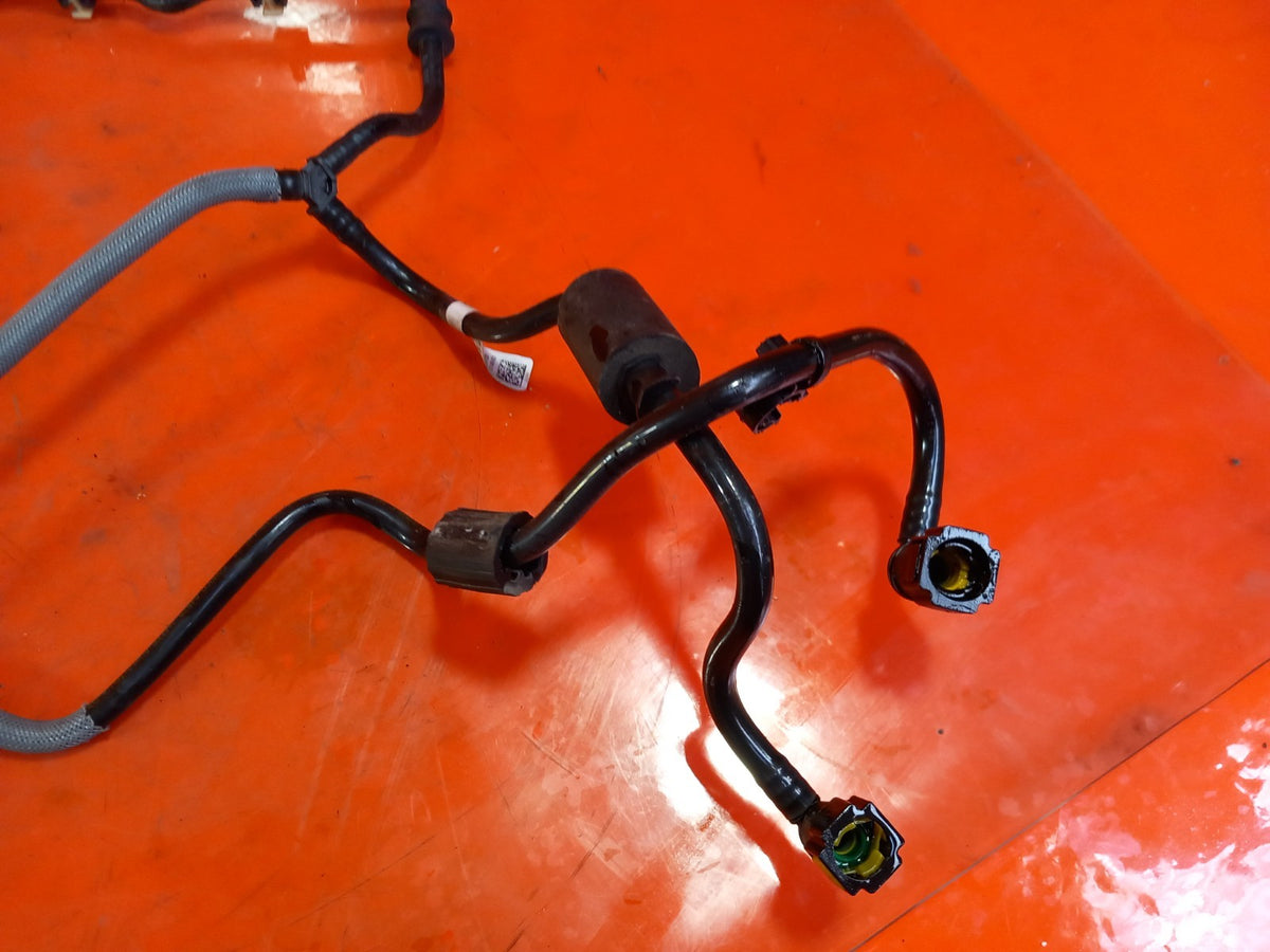 ebay-src:https://i.ebayimg.com/00/s/mtiwmfgxnjaw/z/aggaaeswie9qh~mw/$_57.jpg