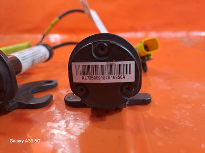 ✅BMW 218I SPORT F22 1.5 PETROL 2017 BONNET HOOD ACTUATORS PAIR 0589-P1-000095 - Image 5